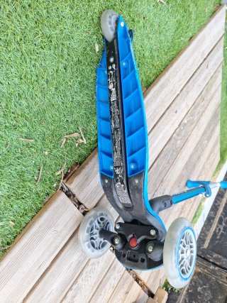 Patinete infantil Globber 3 ruedas azul