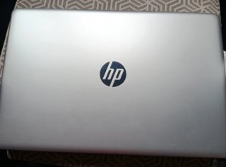Portátil HP 15-da1013ns