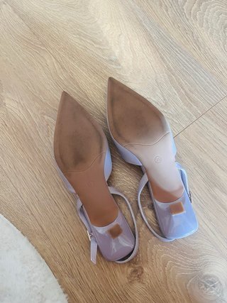 Zapatos Graceland lila tacón bajo hebilla dorada