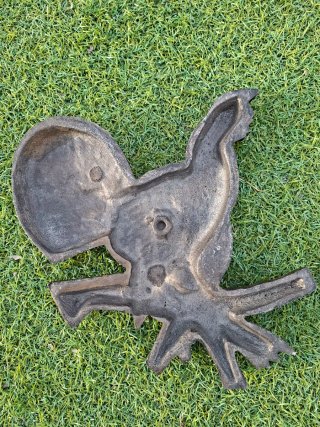 Figura Bajorrelieve Urogallo Hierro Antigua