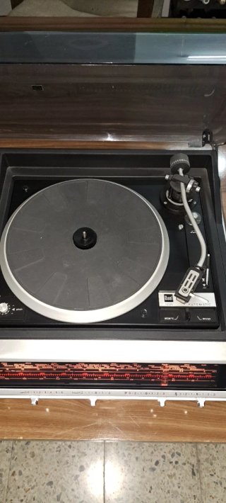 Tocadiscos con Porta Cassettes