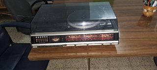 Tocadiscos con Porta Cassettes