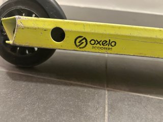 Patinete Oxelo Amarillo