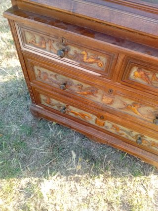 Burot escritorio vintage con pintura