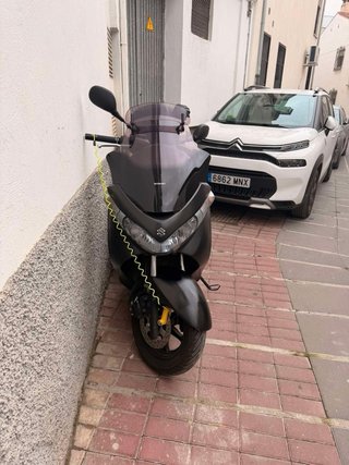 Suzuki Burgman 125 Negra