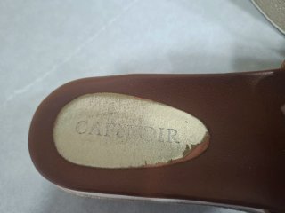 Sandalias doradas Café Noir