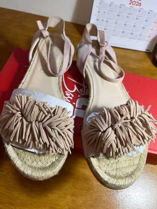 Sandalias Beige y Rosa con Flecos
