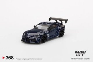 Set di modelli di auto in scala Mini GT e Tarmac Works 1/64