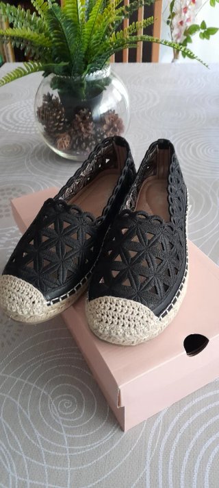 Sandalias negras verano
