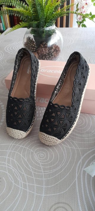 Sandalias negras verano