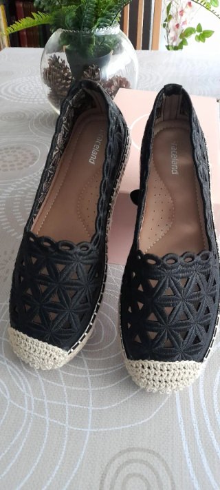 Sandalias negras verano