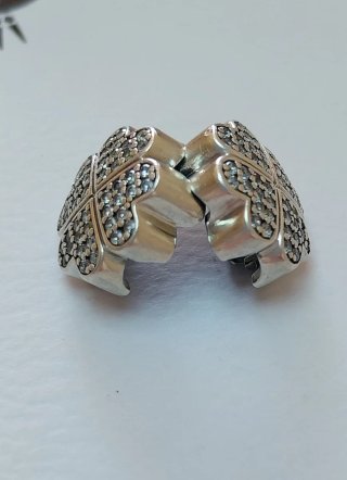 Charm Clip Pandora Corazones Circonitas