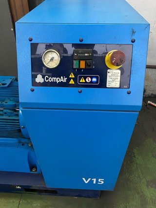 Compresor CompAir 20 CV + calderin + secador