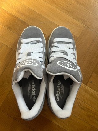 Adidas Campus Gris Talla 41 1/3, muy poco uso