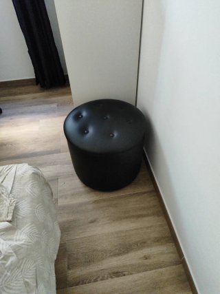 Puf redondo IKEA marrón oscuro