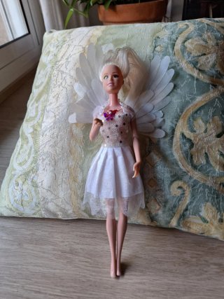Barbie con ali