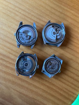 Lote 3 relojes Orient y Sujapo. ETA 2783.