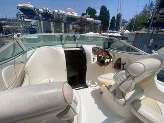 Barco de recreo con asientos 615352203
