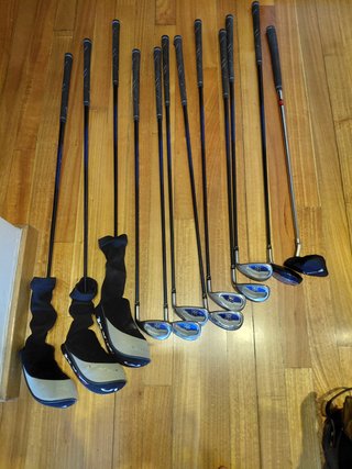 12 palos de golf RAM + bolsa Ben Sayers