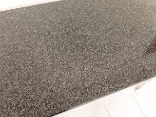 Mesa de cocina mármol y madera
