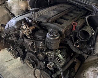 Motor BMW 320i