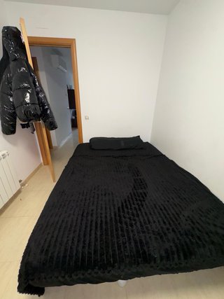 Cama con colchón