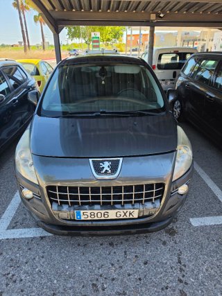 Peugeot 3008 1.6 HDi Premium