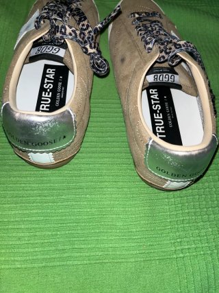 Golden Goose Sneakers Marrones con Estrellas