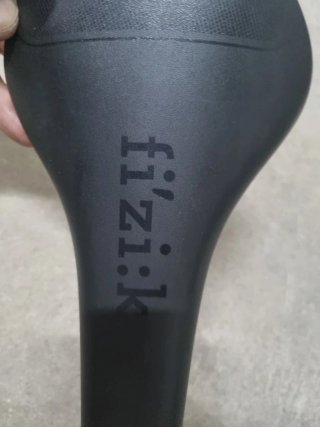Sillín Bicicleta Fizik Negro
