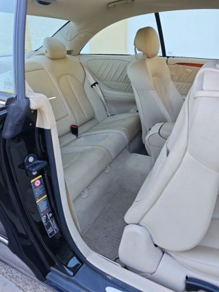 Mercedes-Benz  CLK 2005
