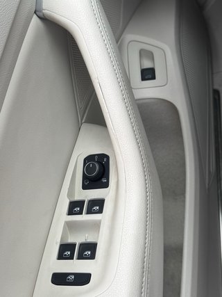 Volkswagen Passat 2017 por 380€/mes