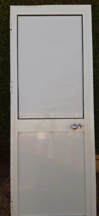 REBAJADO!! Puerta Aluminio