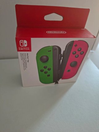 Mandos JoyCon Nintendo Switch Verdes y Rosas