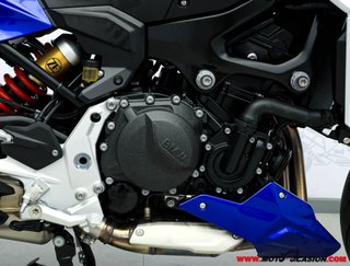 BMW F 900 R -GARANTÍA OFICIAL-