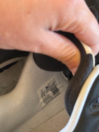 Zapatillas Nike Negras y Blancas