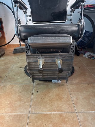 Silla de barbería reclinable vintage negra