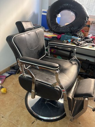 Silla de barbería reclinable vintage negra