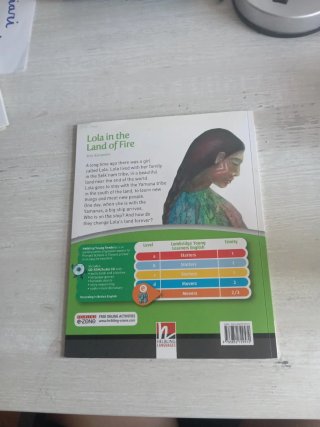 Lola and the Land of Fire. Young Readers. Con C...