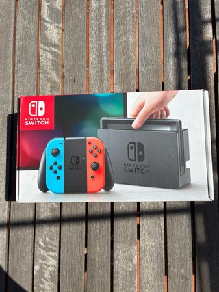 Nintendo Switch+ Pro Controller+ Premium Accessories