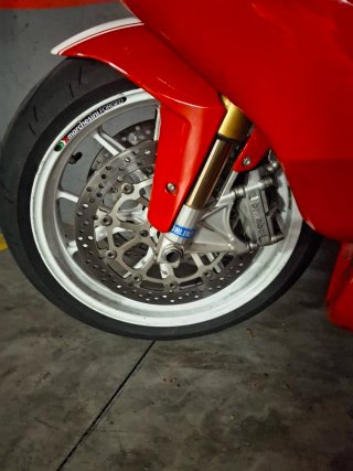 Ducati 999s Roja