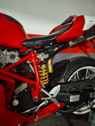 Ducati 999s Roja