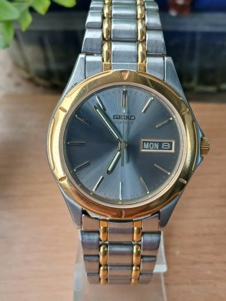 Reloj Seiko 7N43-6A09 Cuarzo Dorado/Plateado
