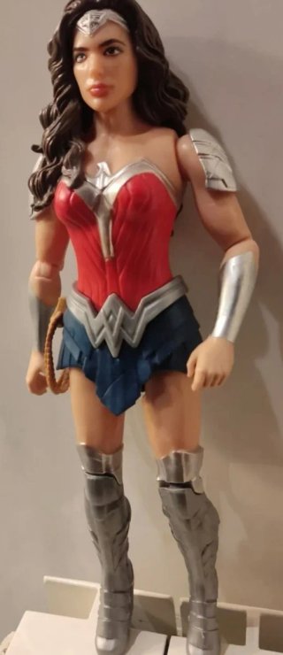 Figura Wonder Woman GRANDE Edición Coleccionista