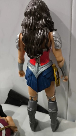 Figura Wonder Woman GRANDE Edición Coleccionista