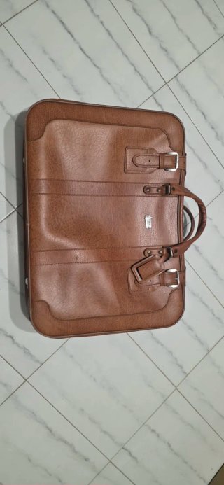 Maleta vintage.Venta en mano.