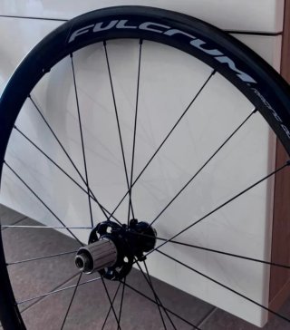 RUEDAS CARBONO FULCRUM RACING QUATTRO DB