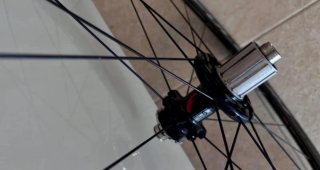 RUEDAS CARBONO FULCRUM RACING QUATTRO DB