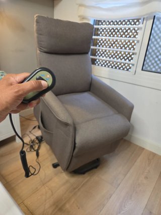 Sillón reclinable y ayuda para levantarse