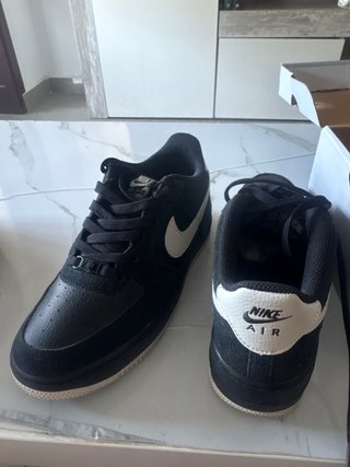 Nike Air Force 1 Negras Talla 39