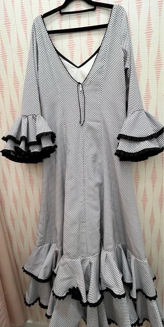 Vestido Flamenca Lunares Volantes